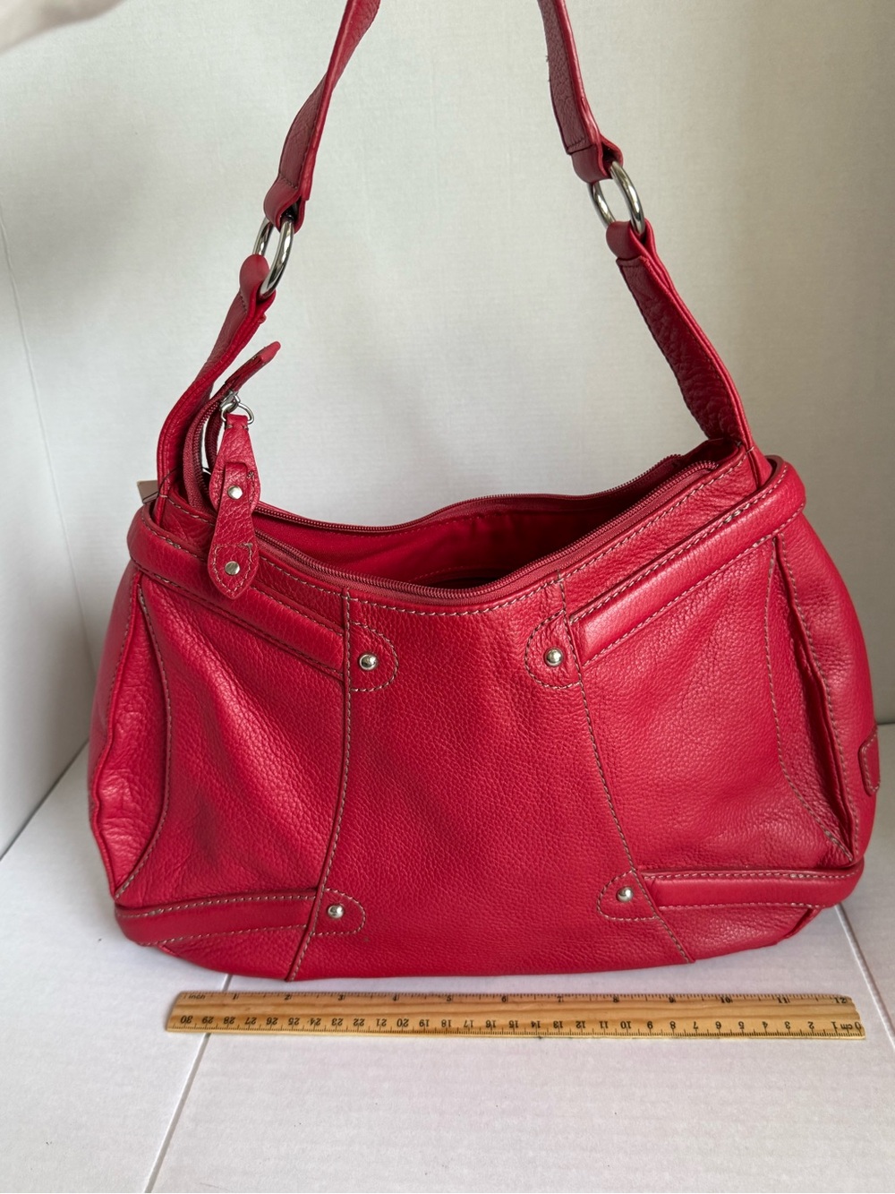 NWT Maxx New York Red Leather Shoulder Bag w Silver Hardware - Picture 2 of 8